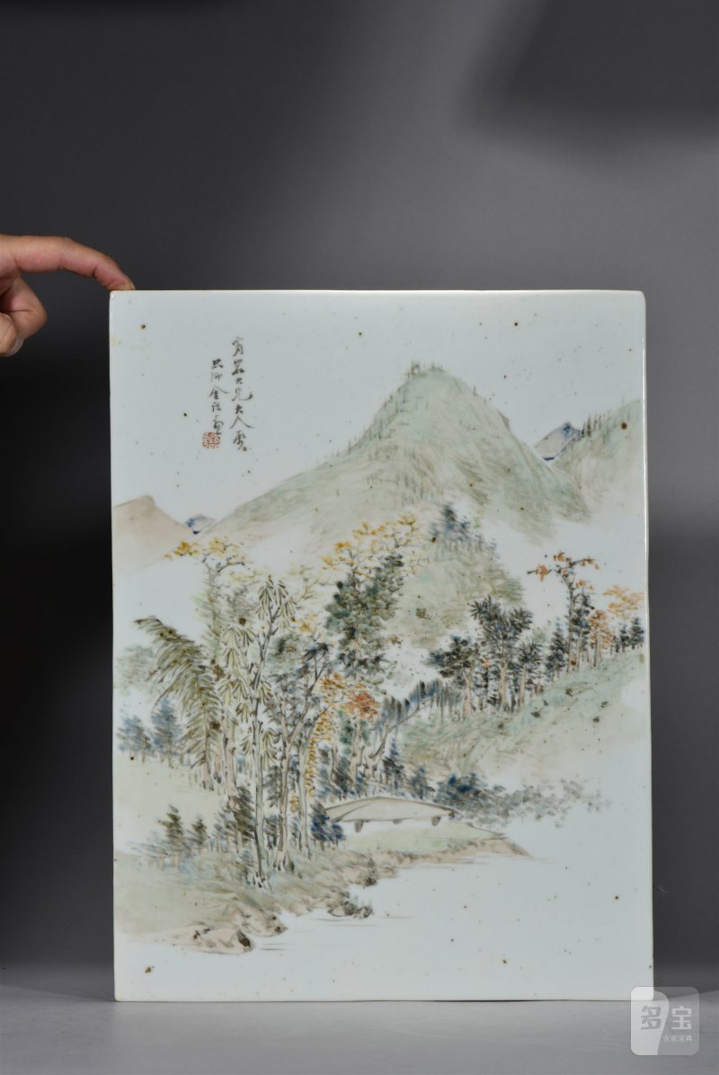 清光绪 金品卿浅绛彩「秋林远岫图」山水瓷板 - 图2